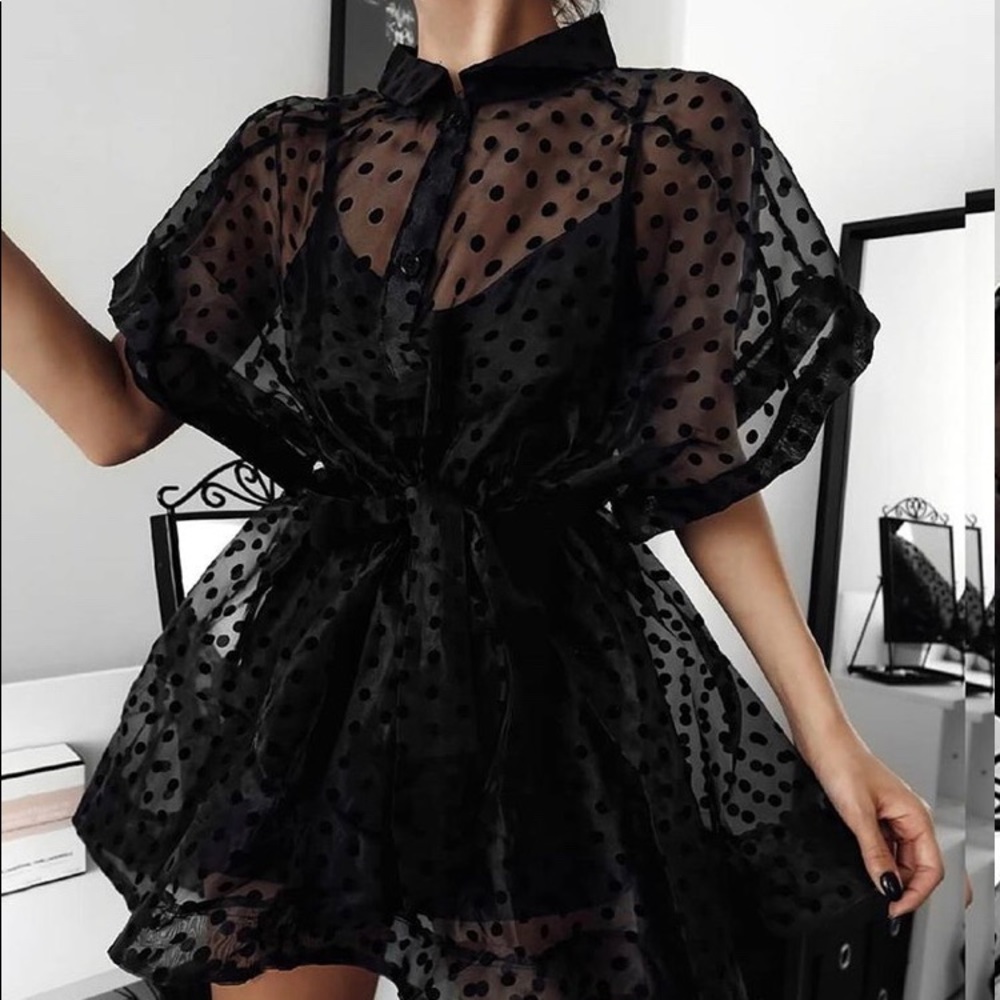 NEW TREND TRANSLUCENT 2023 Dot Print Seme Sheer Buttoned Blouse